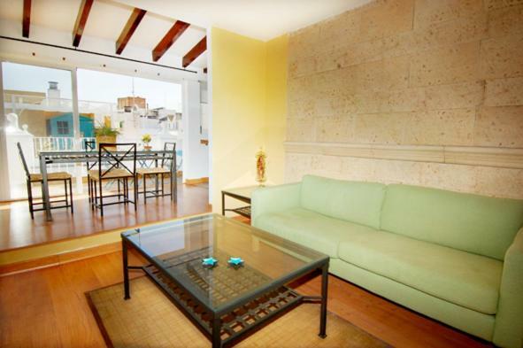 Atico Amistad Seville Exterior photo
